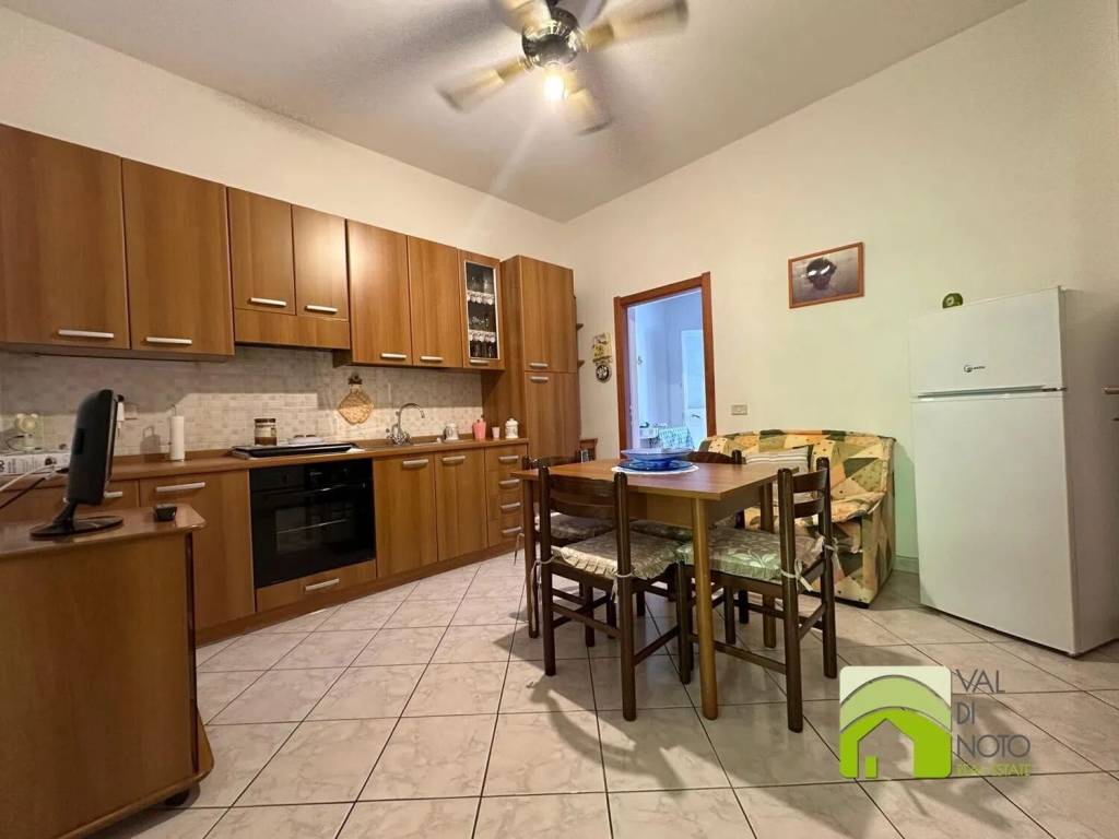 casa indipendente in vendita a Noto