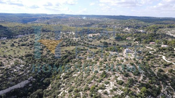casa indipendente in vendita a Noto