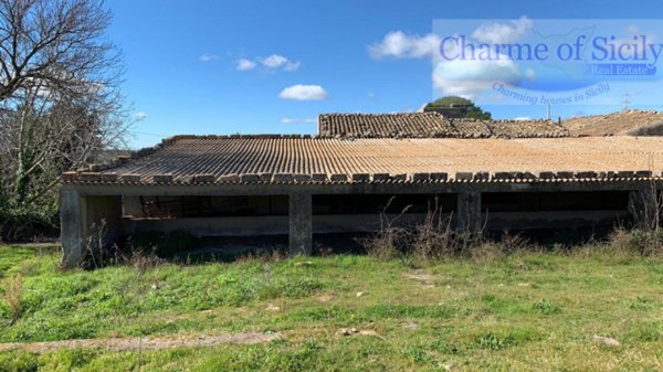 casa indipendente in vendita a Noto in zona Testa dell'Acqua