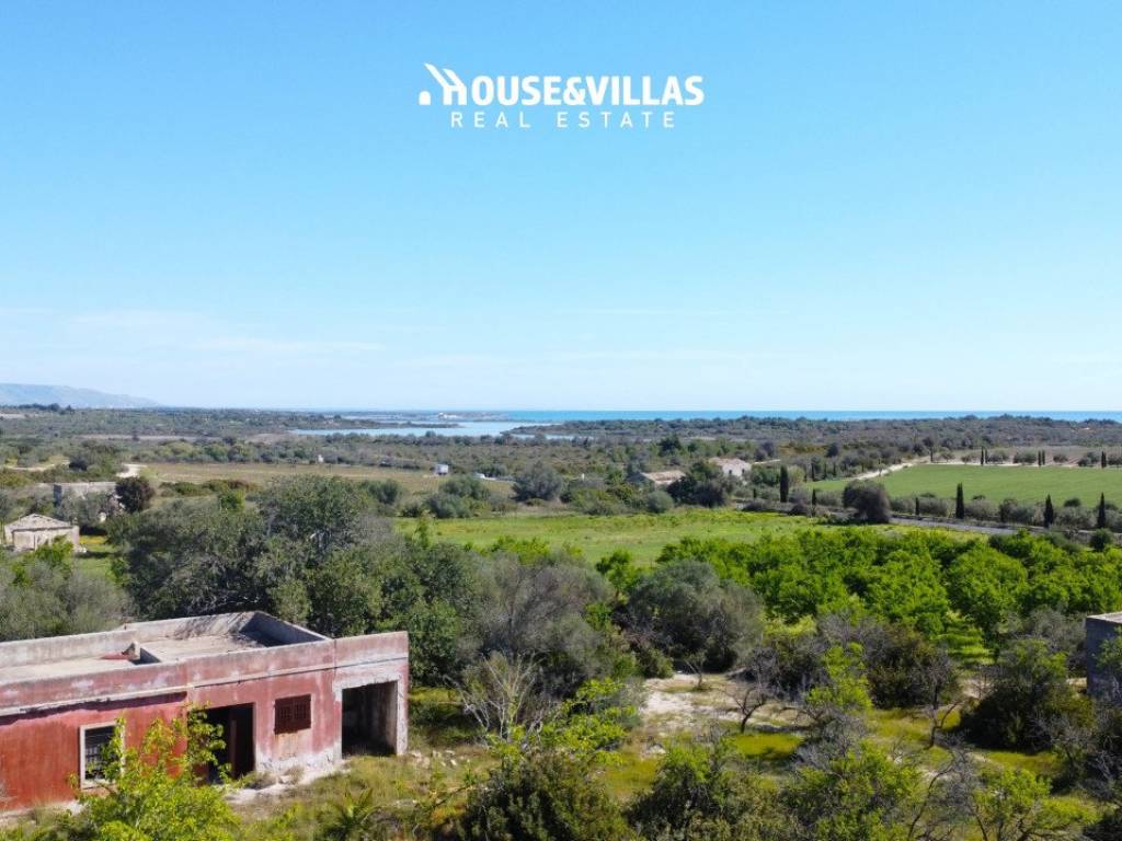 casa indipendente in vendita a Noto in zona Vendicari