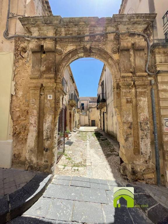 casa indipendente in vendita a Noto