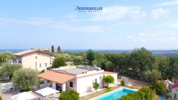 casa indipendente in vendita a Noto in zona Vendicari