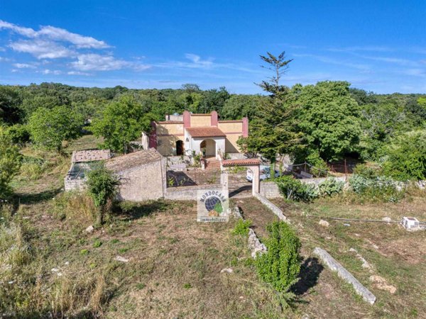 casa indipendente in vendita a Noto