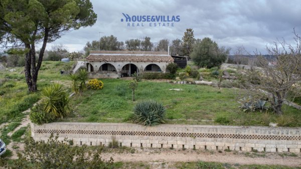 casa indipendente in vendita a Noto