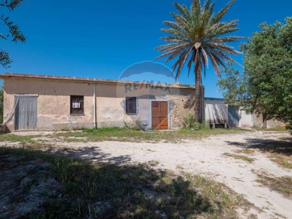 casale in vendita a Noto