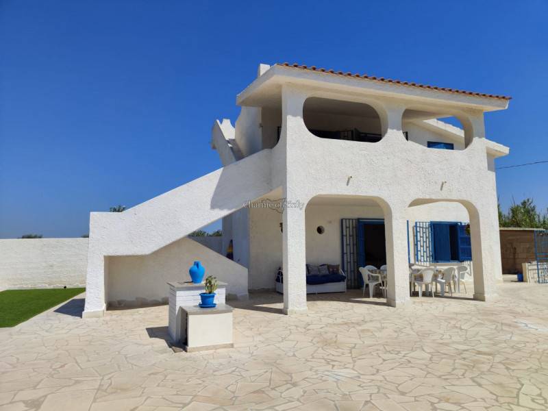 casa indipendente in vendita a Noto