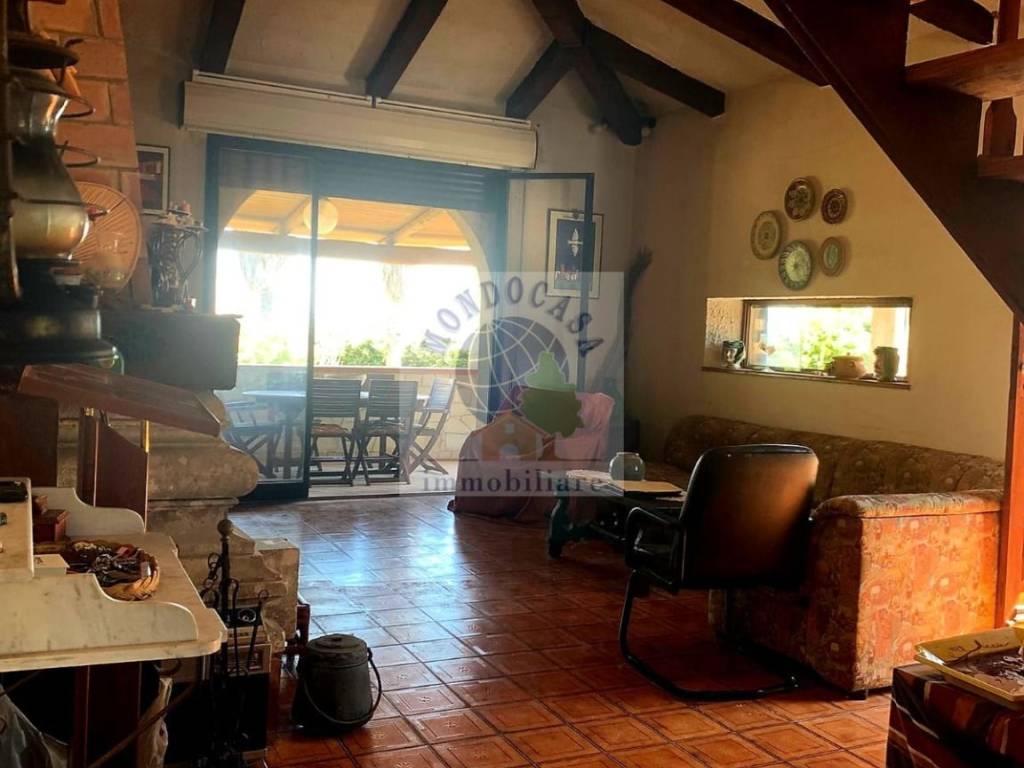casa indipendente in vendita a Noto in zona Calabernardo
