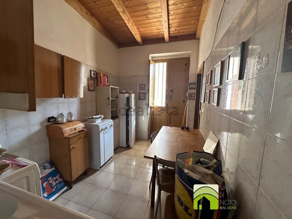 casa indipendente in vendita a Noto