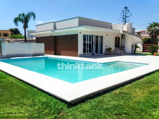 casa indipendente in vendita a Noto