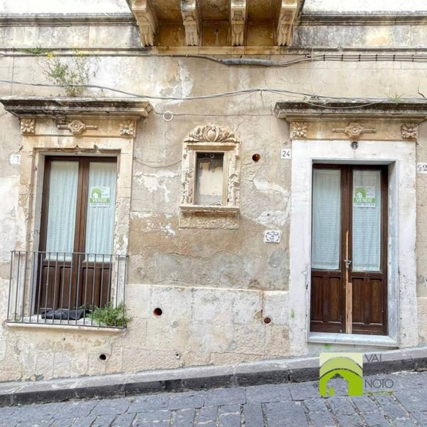 casa indipendente in vendita a Noto