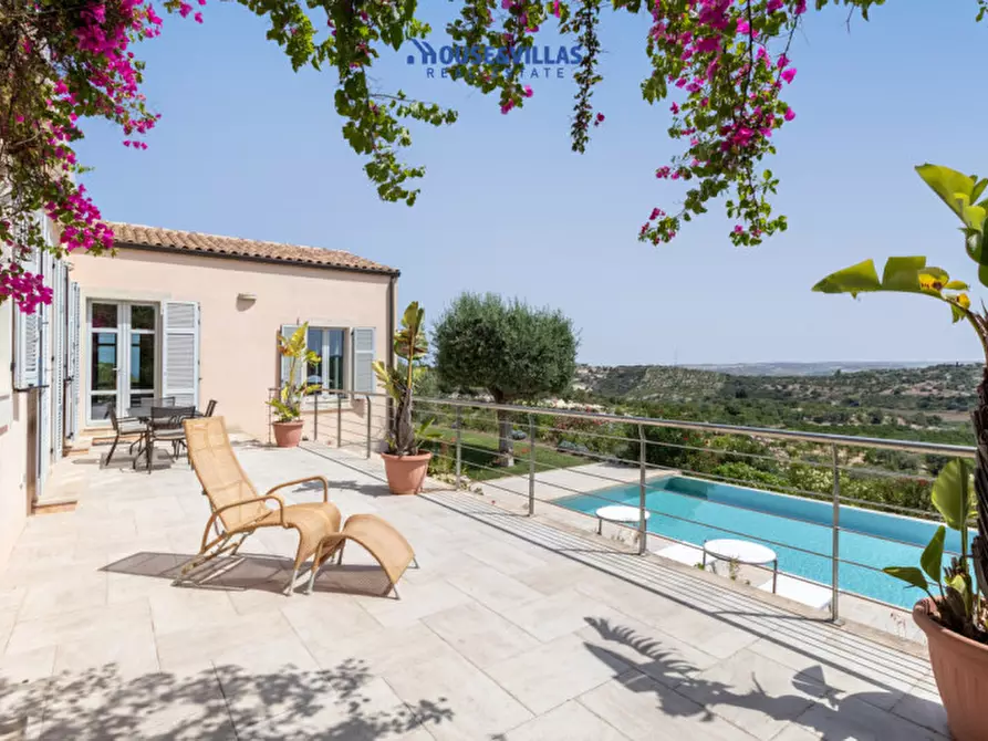 casa indipendente in vendita a Noto