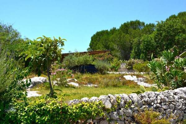 casa indipendente in vendita a Noto