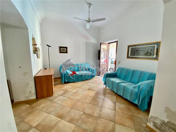 casa indipendente in vendita a Noto
