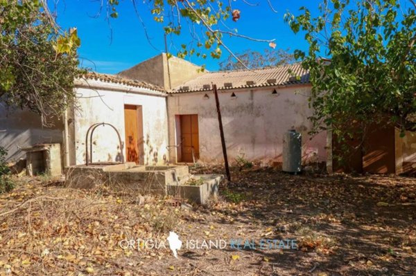 casa indipendente in vendita a Noto