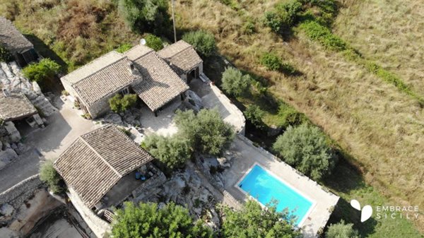 casa indipendente in vendita a Noto