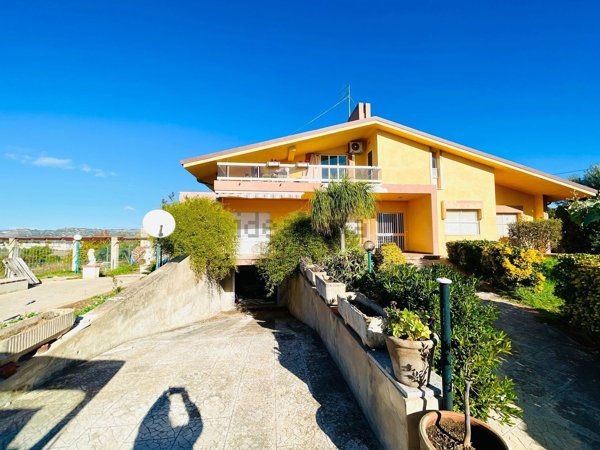 casa indipendente in vendita a Noto in zona Madonna Marina