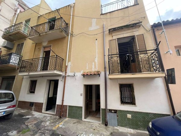 casa indipendente in vendita a Noto