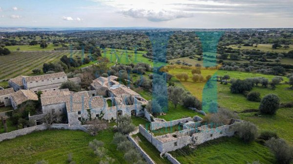 casale in vendita a Noto