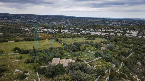 casale in vendita a Noto