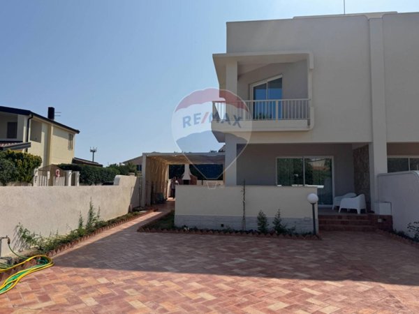 casa indipendente in vendita a Noto in zona Vendicari