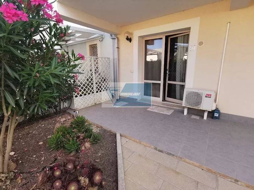 casa indipendente in vendita a Noto in zona Calabernardo