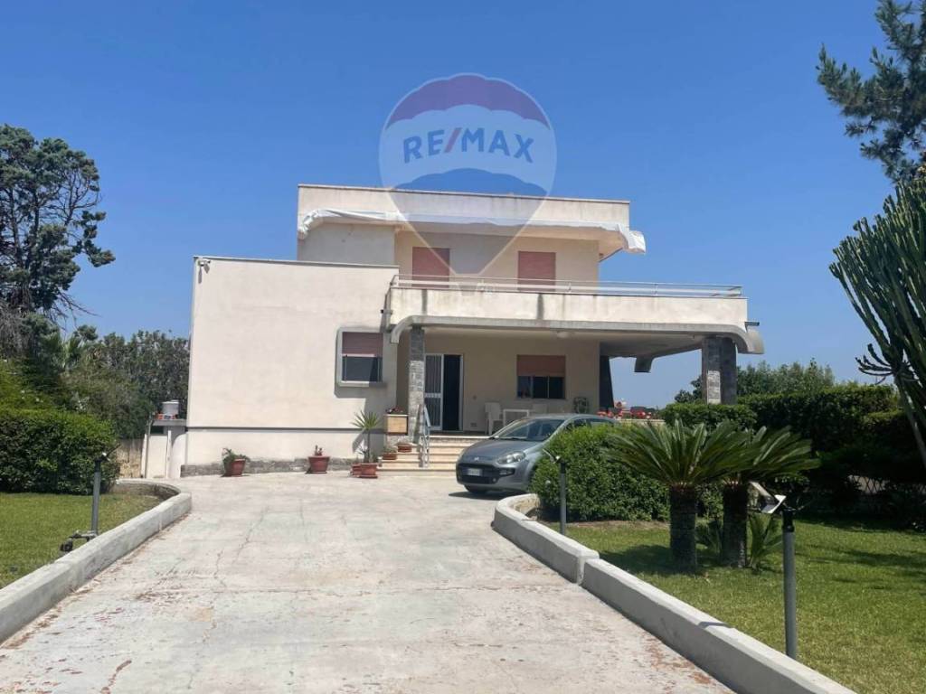 casa indipendente in vendita a Noto in zona San Lorenzo