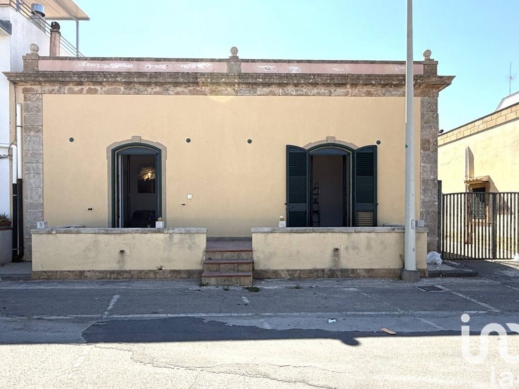 casa indipendente in vendita a Noto in zona Calabernardo