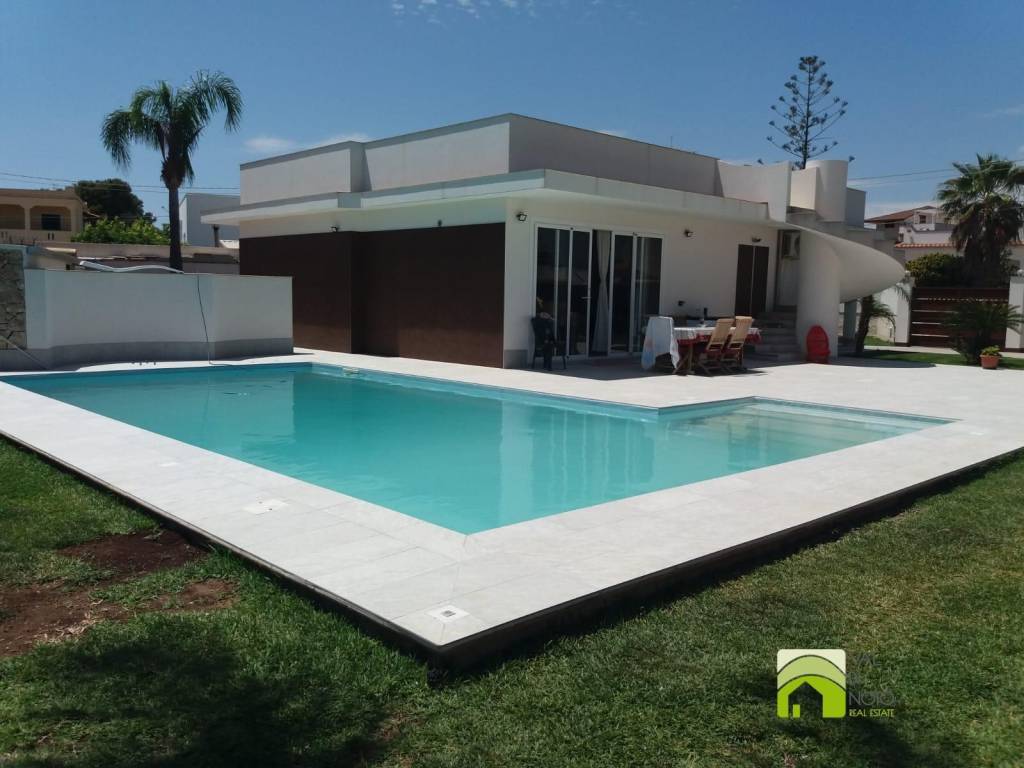 casa indipendente in vendita a Noto in zona Lido di Noto