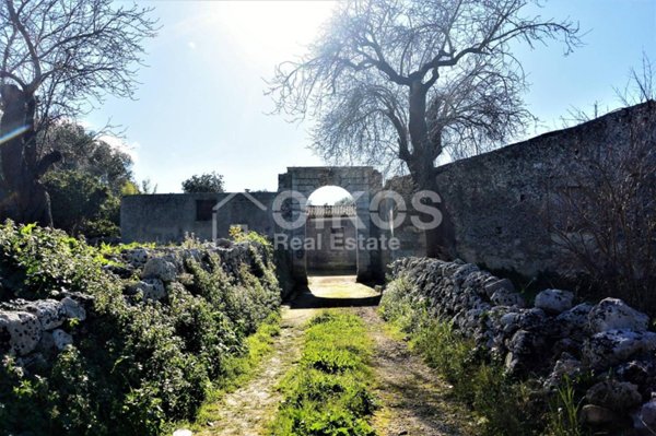 casa indipendente in vendita a Noto in zona Villa Vela