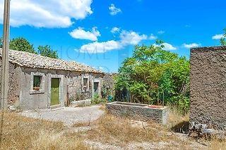 negozio in vendita a Noto