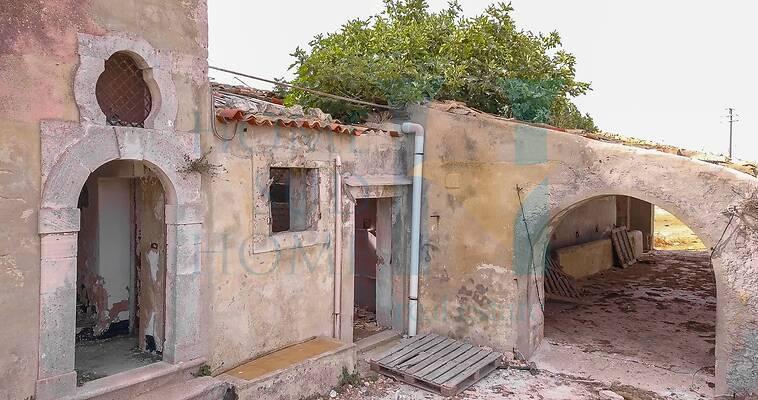 negozio in vendita a Noto