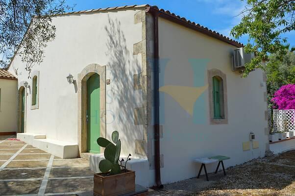 negozio in vendita a Noto