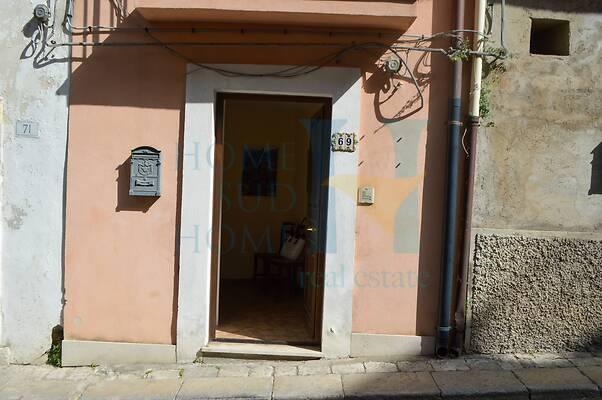 negozio in vendita a Noto