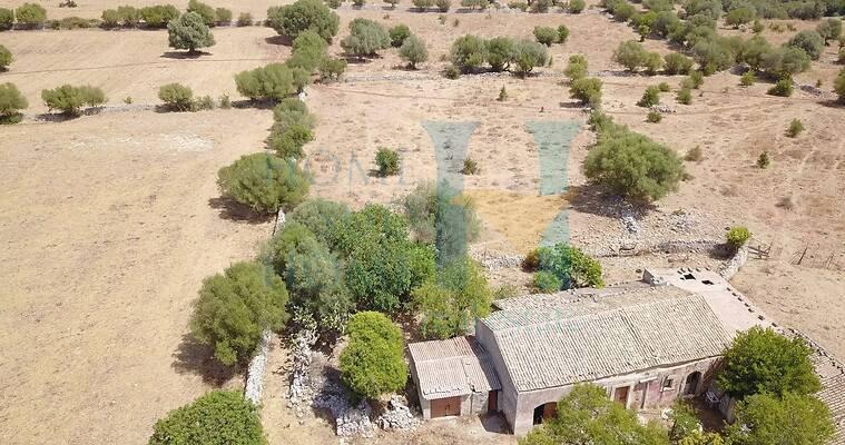 negozio in vendita a Noto