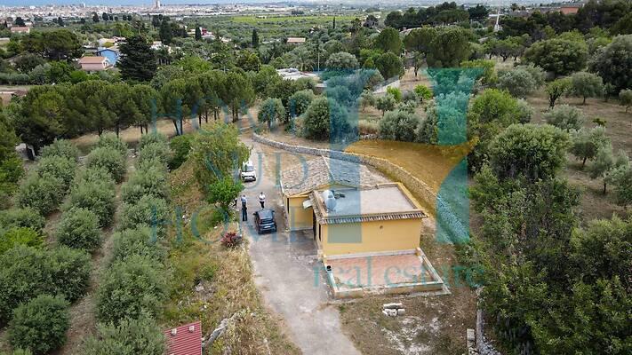 negozio in vendita a Noto