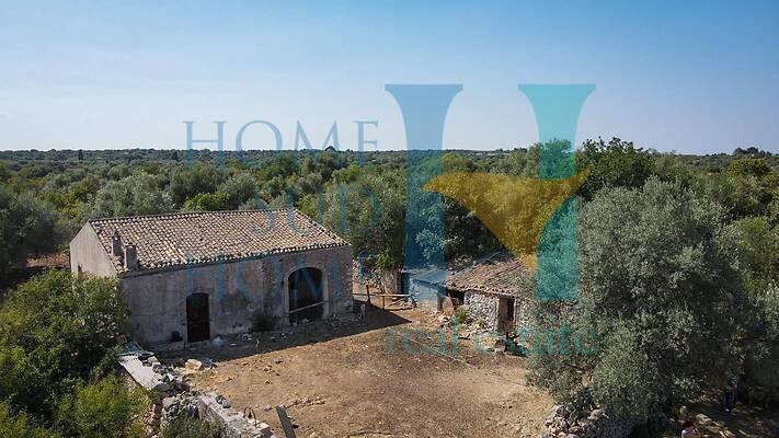 negozio in vendita a Noto