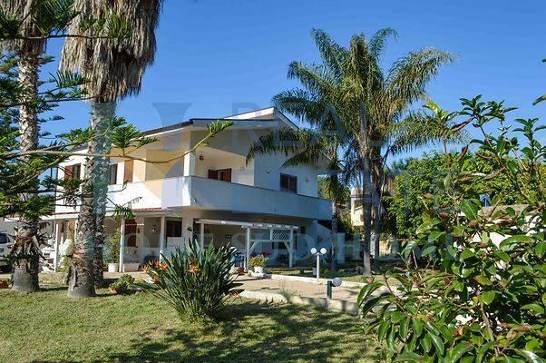 casa indipendente in vendita a Noto