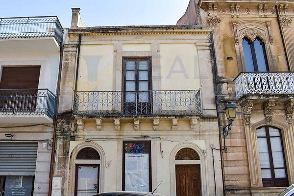 negozio in vendita a Noto in zona Vendicari