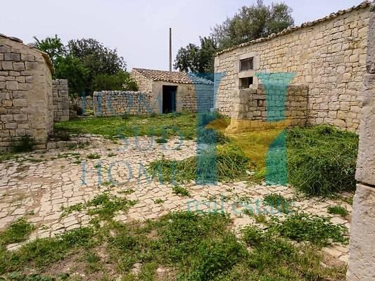 casa indipendente in vendita a Noto