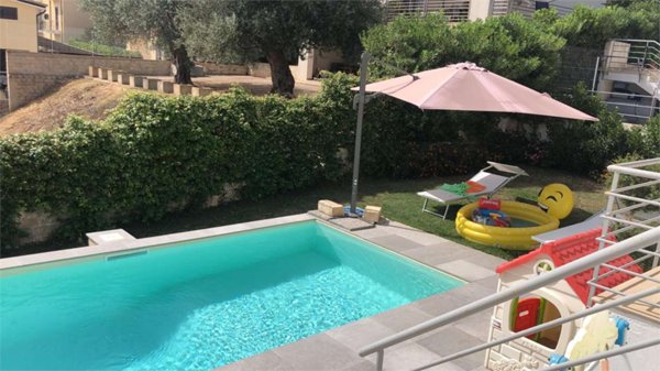 casa indipendente in vendita a Noto in zona San Corrado di Fuori