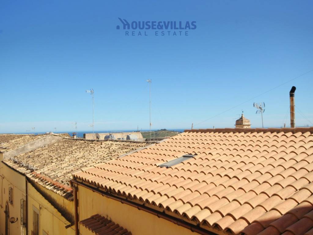 casa indipendente in vendita a Noto