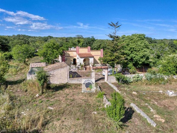 casa indipendente in vendita a Noto