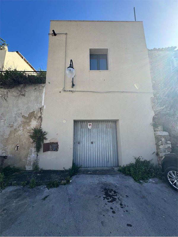 casa indipendente in vendita a Noto