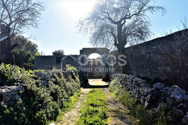 casa indipendente in vendita a Noto in zona Villa Vela
