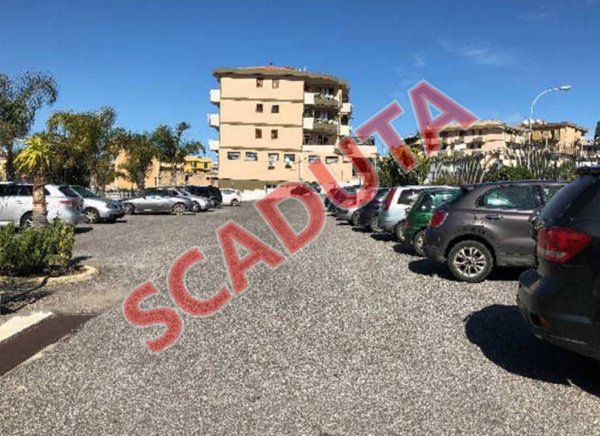 negozio in vendita a Noto