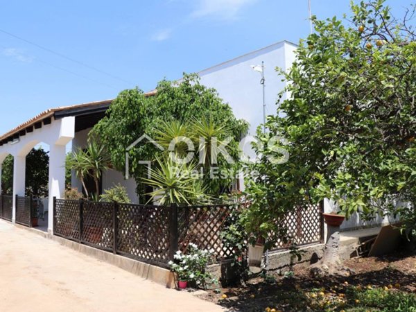 casa indipendente in vendita a Noto in zona Vendicari