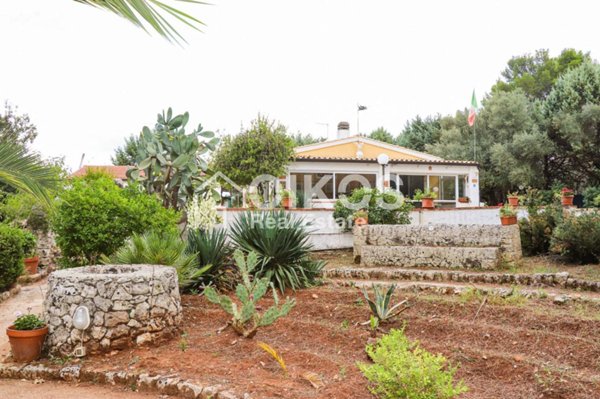 casa indipendente in vendita a Noto in zona Lido di Noto