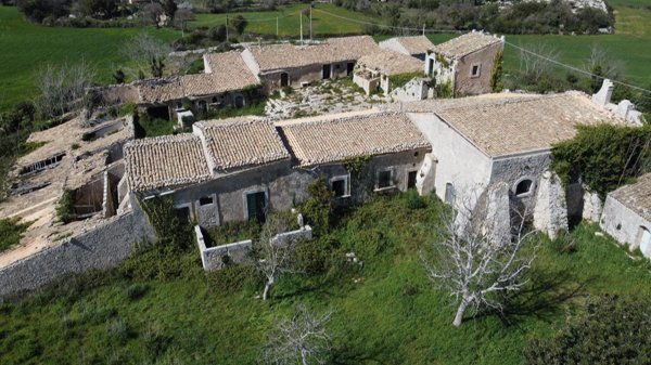 casale in vendita a Noto in zona Rigolizia