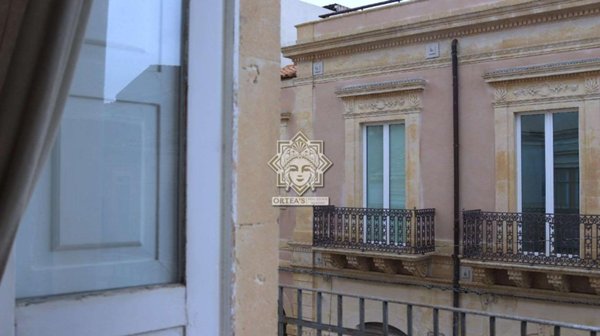 casa indipendente in vendita a Noto
