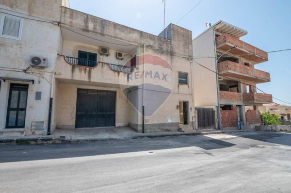 casa indipendente in vendita a Noto in zona Vendicari